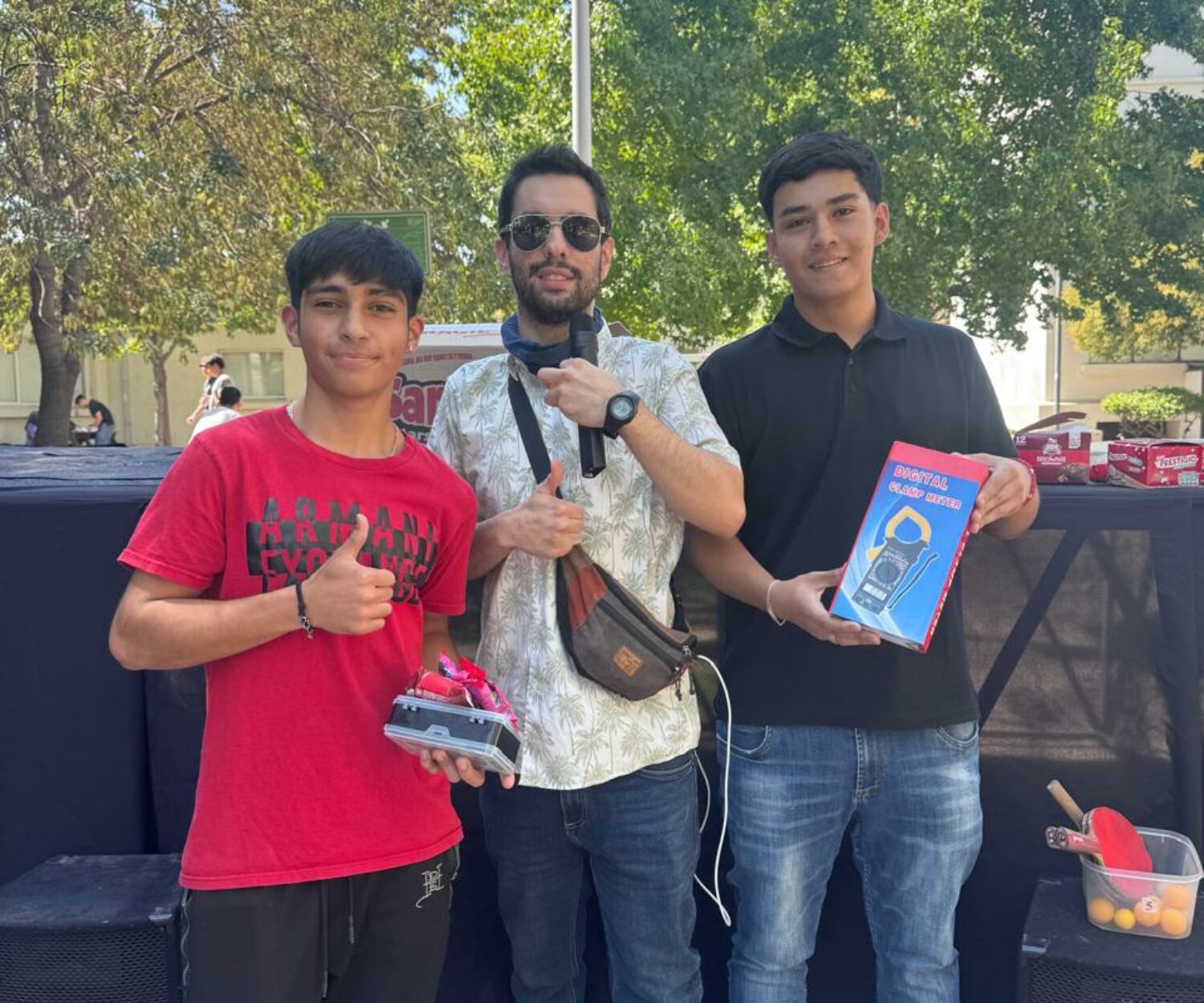 Ganadores del torneo de ping-pong 